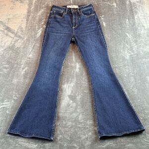 Hollister Women's Jeans Curvy High-Rise Vintage Flare Size 3S 26X30 Dark Wash